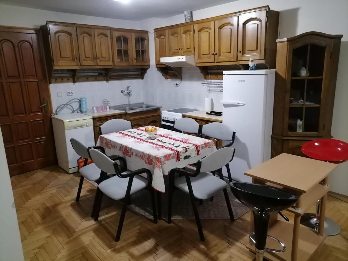 Nes Apartmani Pirot Luaran gambar