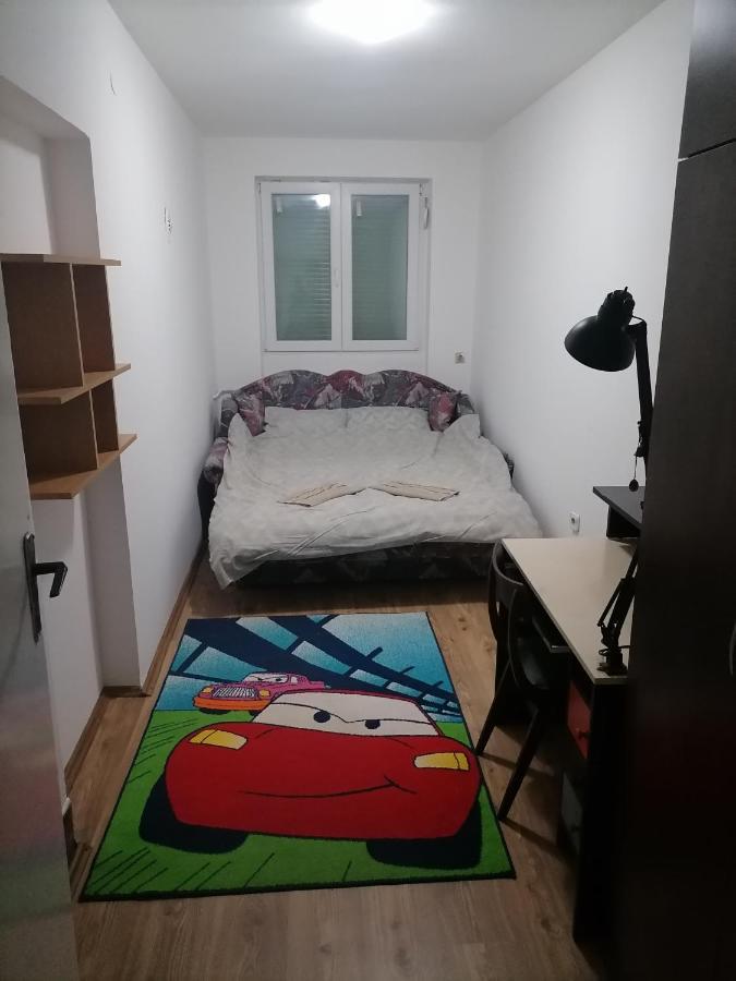 Nes Apartmani Pirot Luaran gambar